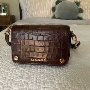 Michael Kors Jet Set Leather Crossbody Bag